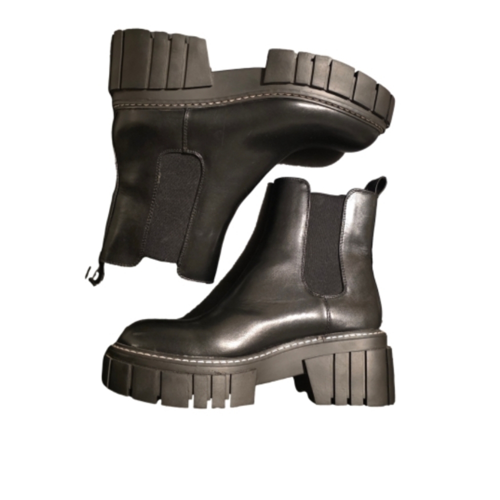 Madden Girl Black Ankle Boots